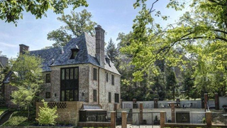 1st Look at the Obamas’ New DC Home